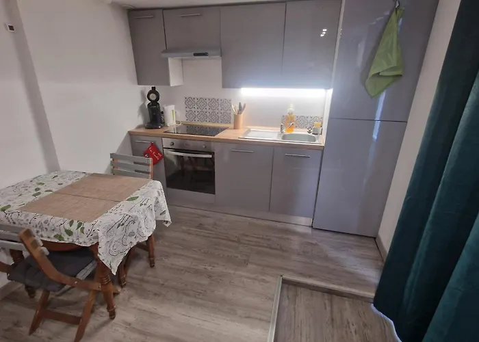 Studio Cerf, Quartier Marais, Terrasse Rez De Chausse, Jardin Accessible, Matelas Confortable