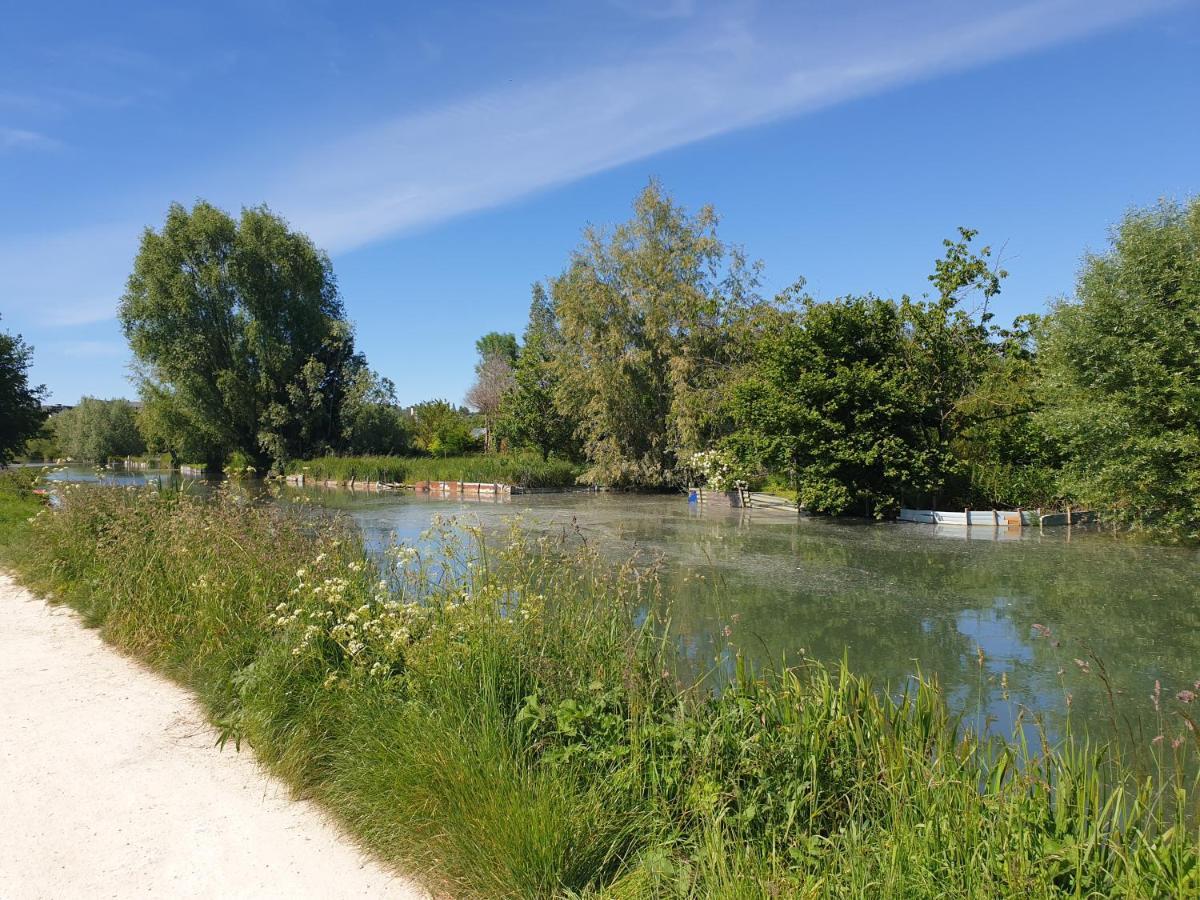 Cerf, Quartier Marais, Terrasse Rez De Chausse, Jardin Accessible, Matelas Confortable *